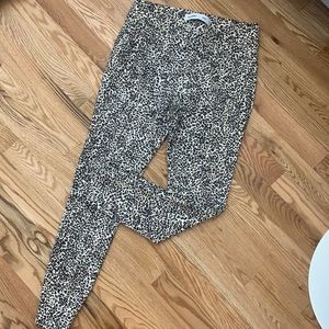 High Rise Animal print pants/leggings Medium